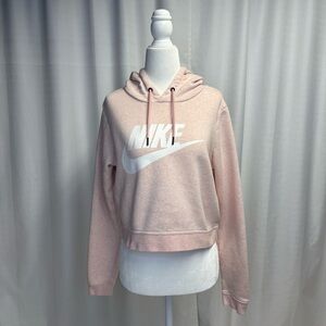 Nike Cropped Hooded Sweatshirt
Women's size medium (fits more like a small)